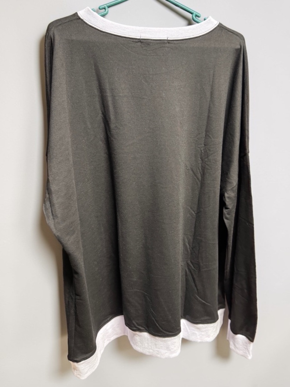 Fantaslook Oversized Colorblock Sweatshirt 3XL Black White NWT - Picture 4 of 14